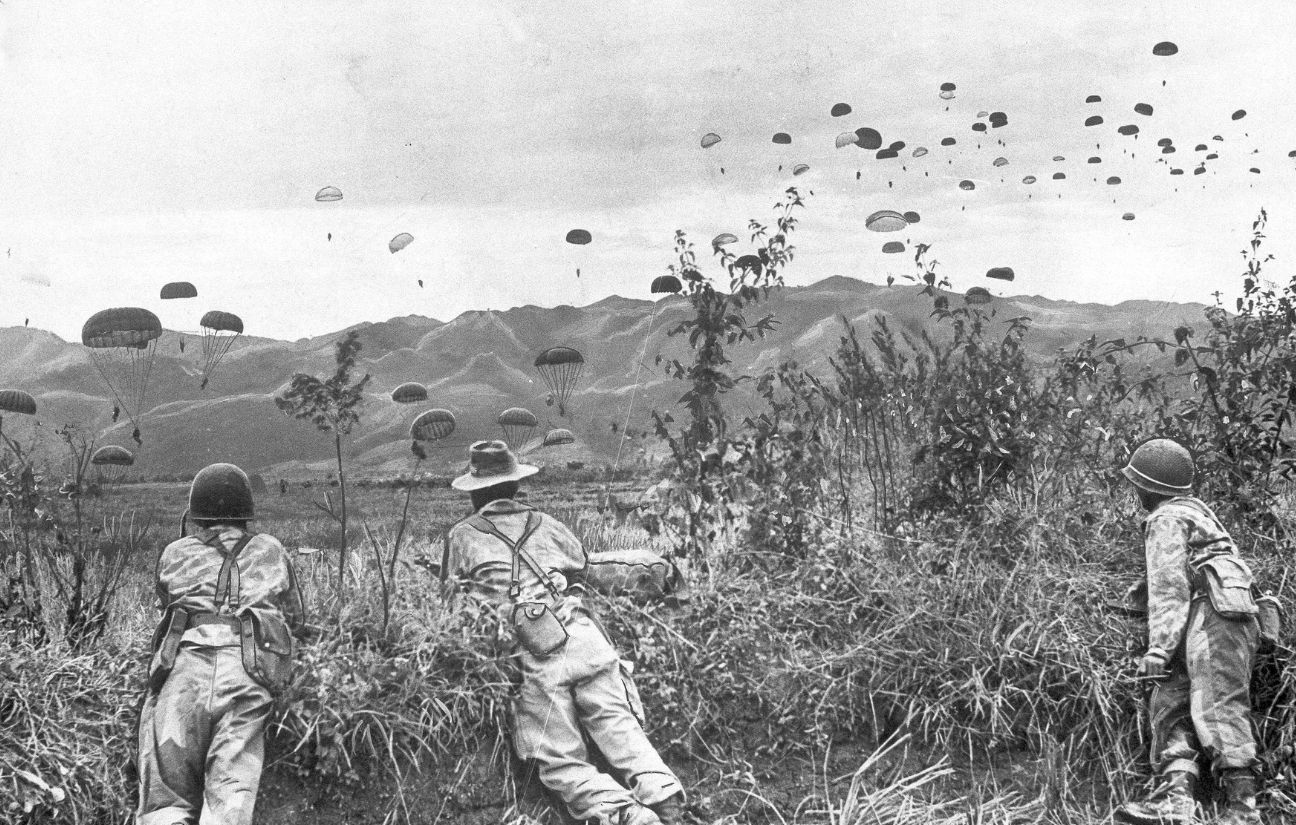 « L’âge d’or des troupes aéroportées françaises, c’est la guerre d’Indochine. Et Diên Biên Phu est leur bataille », rappelle l'historien Ivan Cadeau.