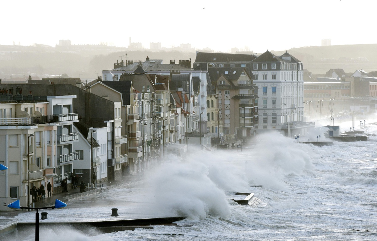 Tempête Ciara Des rafales de vent jusqu'à 130 km/h attendues dimanche