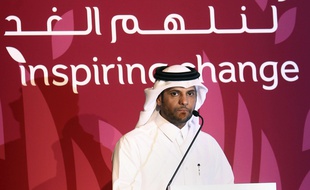Le patron de l'olympisme du Qatar Sheikh Saoud bin Abdulrahman Al-Thani lors d'une conférence de presse à Doha, le 20 février 2012.