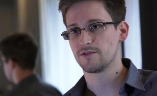"La vérité est en marche et ne pourra pas être arrêtée", a déclaré lundi Edward Snowden, responsable des fuites sur les programmes américains de surveillance des communications, assurant que les Etats-Unis ne pourront pas l'empêcher de poursuivre ses révélations.