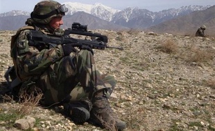 Le président Nicolas Sarkozy a affirmé qu'il n'y aurait "pas de renforts militaires" français en Afghanistan mais que la France aiderait "à la construction d'une gendarmerie afghane", mercredi sur Europe 1.