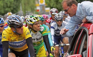 Lance Armstrong et Christian Prudhomme, le directeur du Tour de France, en juillet 2005, à Troyes.