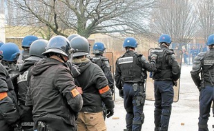 La police nationale en action.