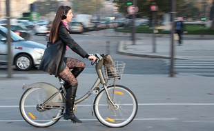Le vélo est considéré comme un véhicule, au même titre que la voiture ou la moto.