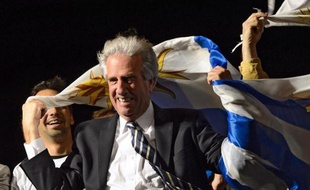 Tabaré Vazquez, candidat du Frente Amplio, élu à la présidence de l'Uruguay, le 30 novembre 2014 à Montevideo