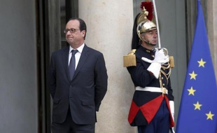François Hollande sur le perron de l'Elysée, le 8 juillet 2014