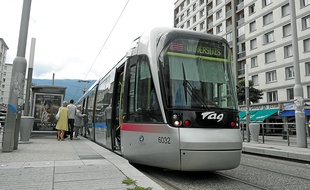 Le tram C a repris son service samedi entre Foch-Ferrié et Le Prisme.