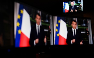 Emmanuel Macron présente ses voeux pour la France, le 31 décembre 2019.