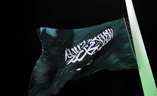 Deux Américains ont été la cible de tirs vendredi dans l'est de l'Arabie saoudite et l'un d'eux a été blessé, a indiqué la police.