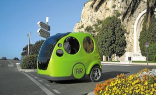 L'ancêtre de l'AirPod, qui a servi de modèle aux débuts des années 2000.
