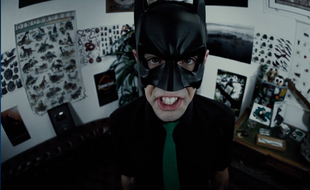 Max Bird se penche sur les chauves-souris.
