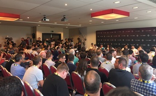 La conférence de presse d'Ineos a attiré de nombreux journalistes