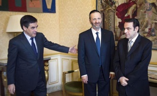 Le président du Consistoire central, Joël Mergui, qui a été reçu jeudi par François Fillon avec le grand rabbin Gilles Bernheim, a jugé que "l'incident" né des propos du Premier ministre sur les abattages rituels était "clos", mais ajouté rester "en état d'alerte".