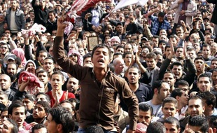 Les syndicats jordaniens ont appelé à une grève partielle dimanche pour protester contre la hausse des prix des carburants, au surlendemain de manifestations au cours desquels des appels ont été lancés au départ du roi Abdallah II.
