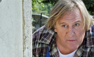 Gérard Depardieu découvre les joies de la lecture dans le nouveau film de Jean Becker.