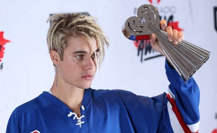 Justin Bieber, avant de se raser la tête.