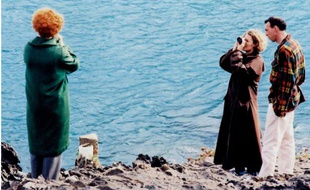Kerry Fox, Jane Campion et le directeur de la photographie Stuart Dryburgh, sur le tournage d'Un ange à ma table (1990).