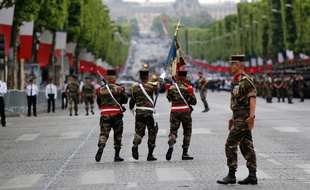 Illustration du défilé militaire du 14 juillet 2015 à Paris.