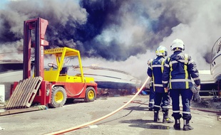 Les sapeurs-pompiers sont parvenus à circonscrire l'incendie, à Aimargues