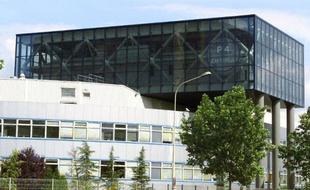 Vue générale du laboratoire de microbiologie P4, le 08 juillet 2000 à Lyon