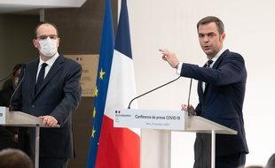 Le Premier ministre Jean Castex et le ministre de la Santé Olivier Véran, à Paris le 15 octobre 2020.