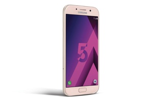 Le Galaxy A5, nouveau smartphone de moyenne gamme de Samsung.