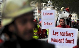 L'affaire Bernard Arnault a relancé avec force cette semaine le débat sur la fiscalité en Belgique, où plusieurs milliers de personnes ont manifesté vendredi contre les "rentiers" tandis que les partis de gauche réclamaient de taxer davantage les revenus du capital.