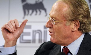 Le géant pétrolier italien ENI est presque revenu à son niveau de production d'avant-guerre en Libye, a indiqué samedi son patron Paolo Scaroni, en visite à Tripoli avec le chef du gouvernement italien Mario Monti.