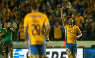 André-Pierre Gignac fête un but avec les Tigres le 26 novembre 2016.