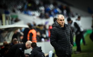Alain Casanova, alors entraîneur du TFC, lors du match de Ligue 1 entre Toulouse et Marseille, le 6 mars 2015.