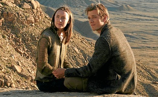Saoirse Ronan et Jake Abel face à une invasion extraterreste insidieuse.