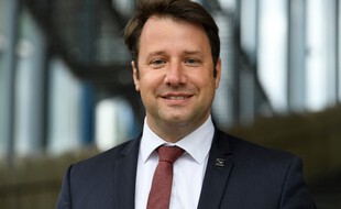 Loïg Chesnay-Girard, président PS sortant de la Bretagne.