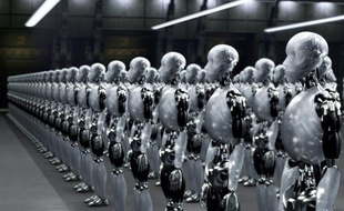 Des robots du film «I, Robot».