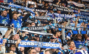 Le kop du Racing, l'un des plus bruyants de France.