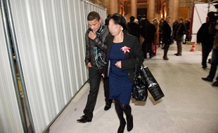 Sofiane Médiouni, (à gauche) l'un des deux accusés, comparait libre.