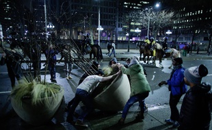 Les choses ont dégénéré dans le centre-ville de Philadelphie après la victoire des Eagles, lors du Super Bowl.