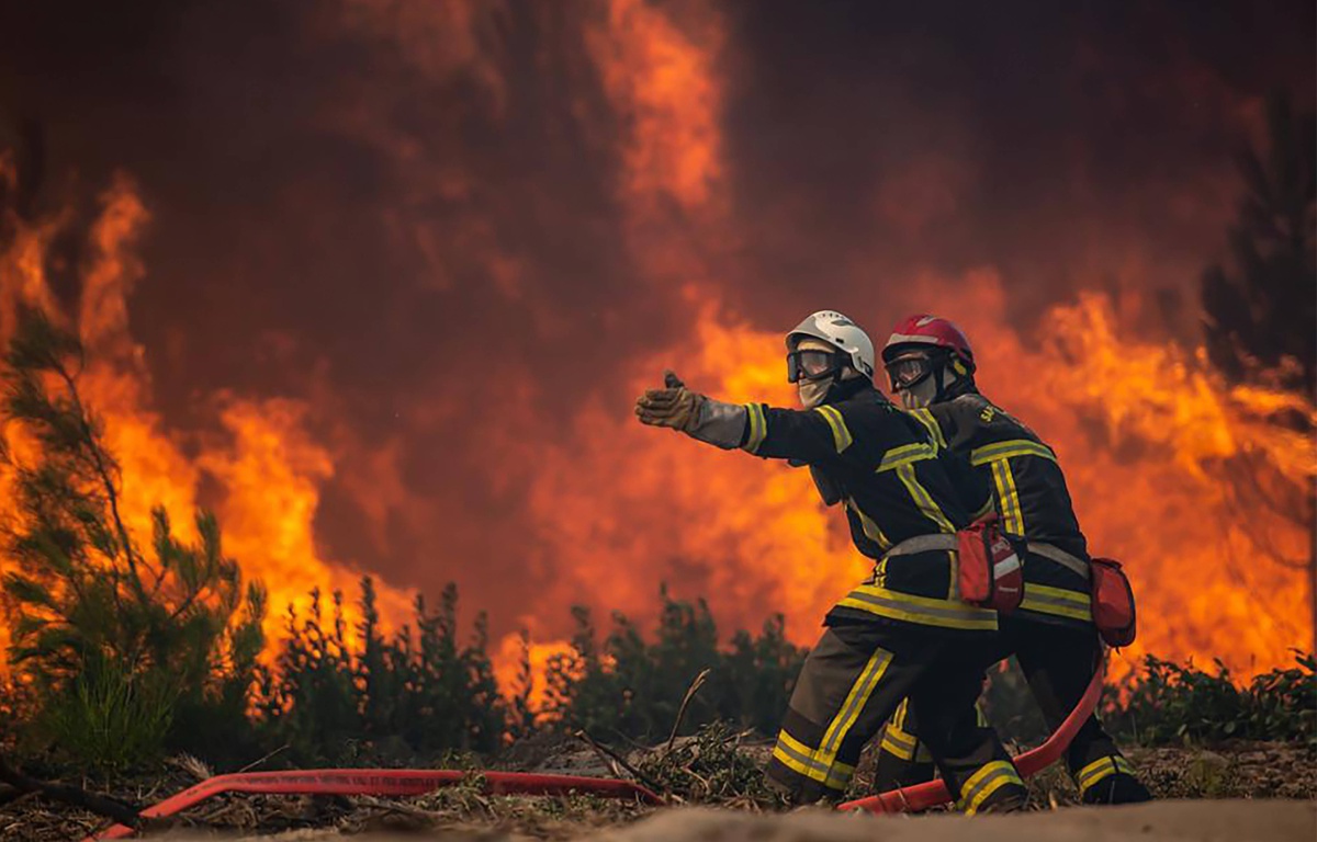 Macron en Gironde, canicule sur l'est et espoir sur les céréales d'Ukraine