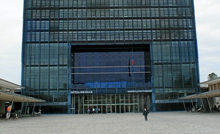 L'hôtel de ville est très convoité.
