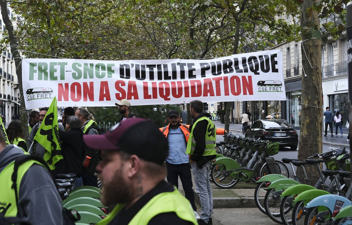 Grève à la SNCF : Les syndicats appellent à une mobilisation illimitée à partir du 11 décemb image