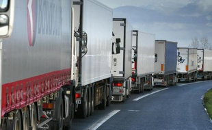 Le porte-parole du Collectif des transporteurs de Bretagne condamne les dégradations commises depuis plusieurs mois sur des dizaines de poids lourds venus des pays de l'Est
