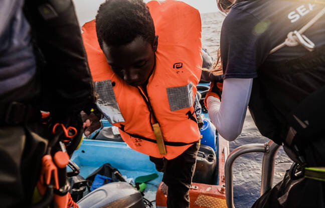 Méditerranée : Plus de 700 migrants secourus en mer ce week-end par les ONG