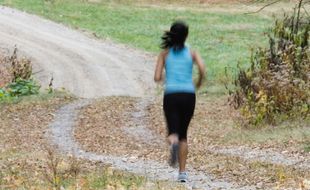 Une joggeuse en train de courir. (Photo illustration)