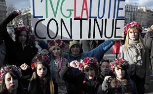 Quarante-cinq ans après la loi Veil, le Planning familial dénonce les difficultés d'accès à l'IVG, des difficultés exacerbées par la crise sanitaire et le confinement.