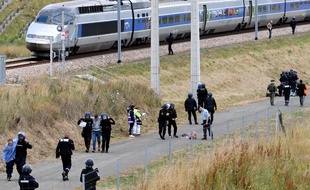 (Photo d'illustration) Une simulation d'attaque terroriste contre un TGV à Auvers-le-Hamon, le 28 juin 2017.