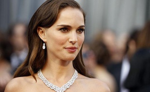Natalie Portman à la 87e cérémonie des Oscars à Los Angeles, le 26 février 2012.