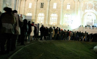 L'exposition «Picasso et ses maîtres» accueillait au Grand Palais les visiteurs 24 heures sur 24 pour ses trois derniers jours, Paris, le 1er février 2009.