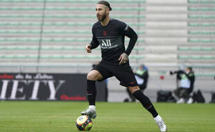 Pour sa première apparition avec le PSG, Sergio Ramos a déjà semblé endosser son habituel costume de patron madrilène.