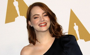 Emma Stone au déjeuner des nommés aux Oscars