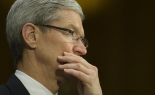Le groupe informatique Apple comparaissait lundi à New York devant la justice, accusé par le gouvernement américain de s'être entendu avec cinq maisons d'édition aux Etats-Unis pour relever les prix des livres électroniques, au détriment des consommateurs.