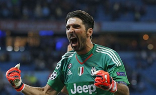 Gianlugi Buffon a été décisif lors de la victoire de la Juventus Turin à Manchestger City (1-2) en Ligue des champions, le 15 septembre 2015.